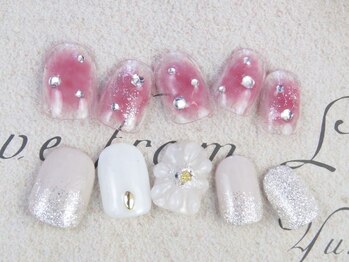 ネイル アンド アイラッシュ ニコニコ(niconico)/