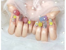 グミ&ニコちゃんネイル
