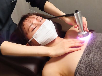 ★ルナグランデ公式認定★【CBOU(シーボウ)】[痩身/電気脱毛/小顔/脂肪コントロール]の写真