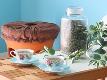 エイト(Eight)の雰囲気(黄土のお椅子壺を使用していて本格的な温まりを提供。)