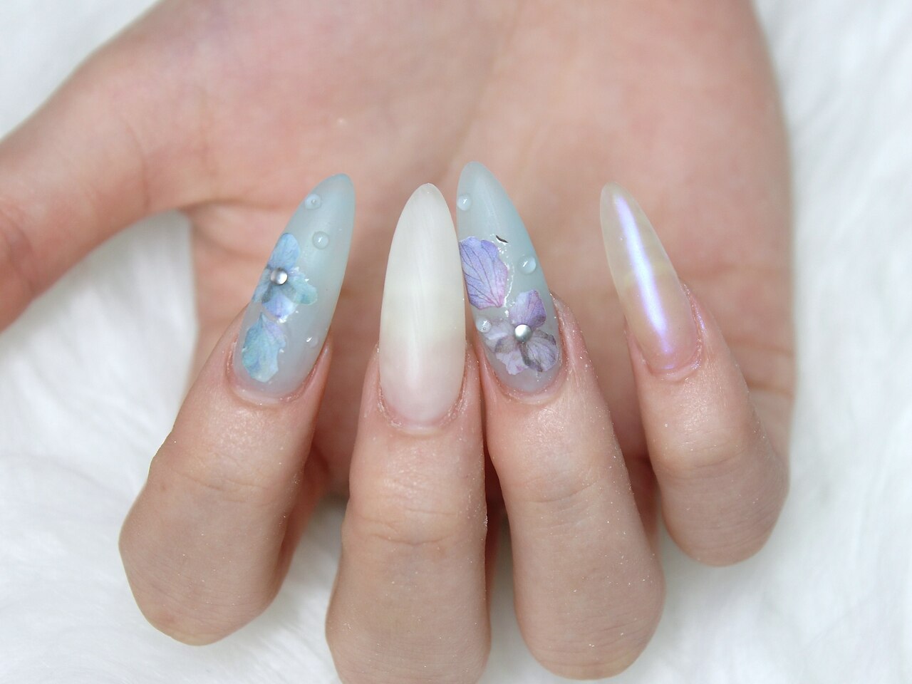 ネイル ネイル セン ジジ 仙台店(Nail 1000 ZIZI)｜ホットペッパービューティー