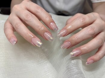 ラベルタ(La Belta)/キラキラフレークネイル