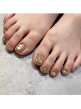 エム(em)/nuance foot nail