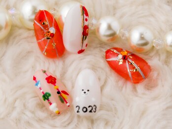 23お正月ネイル Pg カラーズ 浜松店 Colors のフォトギャラリー ホットペッパービューティー