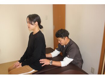 東京脊柱専門整体院/モルフォセラピーによる骨盤矯正