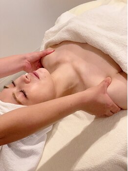 ポーラ あべの店(POLA)/デコルテケア