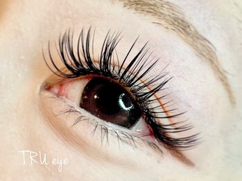 トゥルーアイ マークイズ みなとみらい店(TRU EYE)/３Dボリュームラッシュ