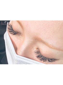 目の形にあったエクステ提案が得意