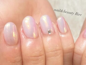 リル(Rire)/つやつやオーロラネイル