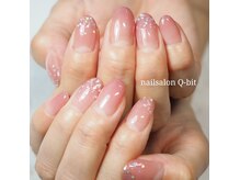 ネイルサロン キュービット(Q-bit)の雰囲気(オフィスネイルにも♪指先がキレイに見える上品デザイン)
