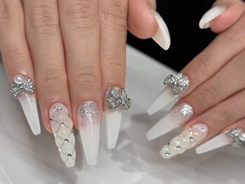 ディーグレース 中井店(D.Grace)の写真/《フォルムにまでこだわる長さ出し◇特別クーポン》【ハンド】オフ別 スカルプし放題 S～M ¥13,650★