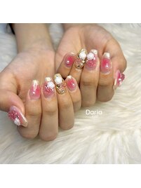 赤チークとバラが可愛い♪