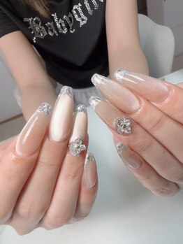 ルアナ(luana)の写真/今流行りのカラーパーツ豊富！ちゅるんと輝く指先で、あなただけの魅力を引き出すネイルサロン☆