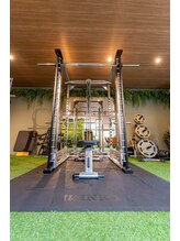 ジャングルジム 浜北店(JUNGLE GYM)/最新のトレーニングマシンも充実