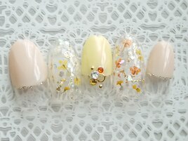 華やかなジェルネイル☆