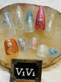 ビビ マウリ(美美 mauli)/マンスリーネイル/パラジェル