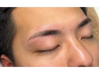 アイデザインラボ 神戸/【メンズ眉毛】美眉スタイリング