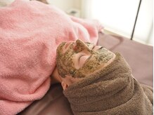 アルバ スキンガーデン(ALBAスキンガーデン)/REVIハーブピーリング