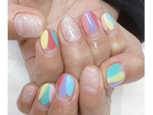 レインボートライブドゥネイル(rainbow tribe deux NAIL)の雰囲気（たくさんのサンプルをご用意してます♪持ち込みアートも大歓迎☆）