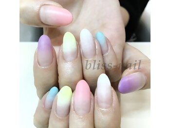 ブリスネイル(bliss-nail)/グラデーションマット仕上げ