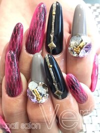 パイソンネイル