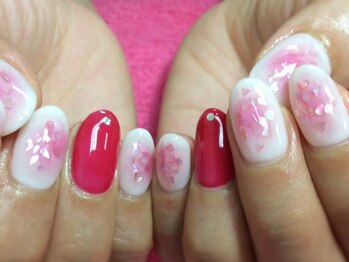 ネイルネイル 南森町店(nailnail)/チークネイル×シェル♪