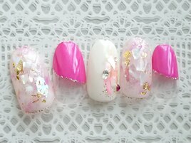 華やかなジェルネイル☆