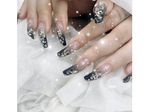 リンドネイル バイ モカ アンド ララ(Lind nail by moca and LaLa)/黒グラデーションネイル