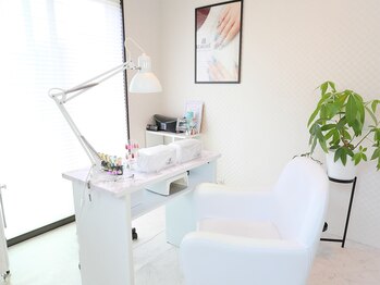 エメプーソア(Aimer pour soi)/サロン風景