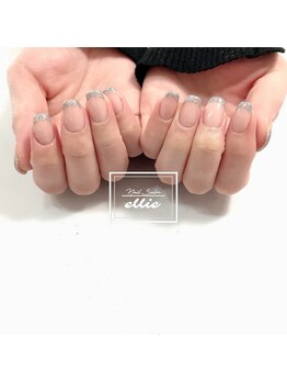 エリー(ellie)/ラメフレンチ