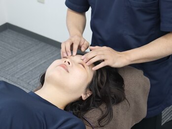 J'Sメディカル整体院 神田院の写真/PCやスマホの使用による眼の疲れに◎【ヘッドスパ+全身整体90分¥6600】自律神経の乱れ改善、安眠効果にも◎