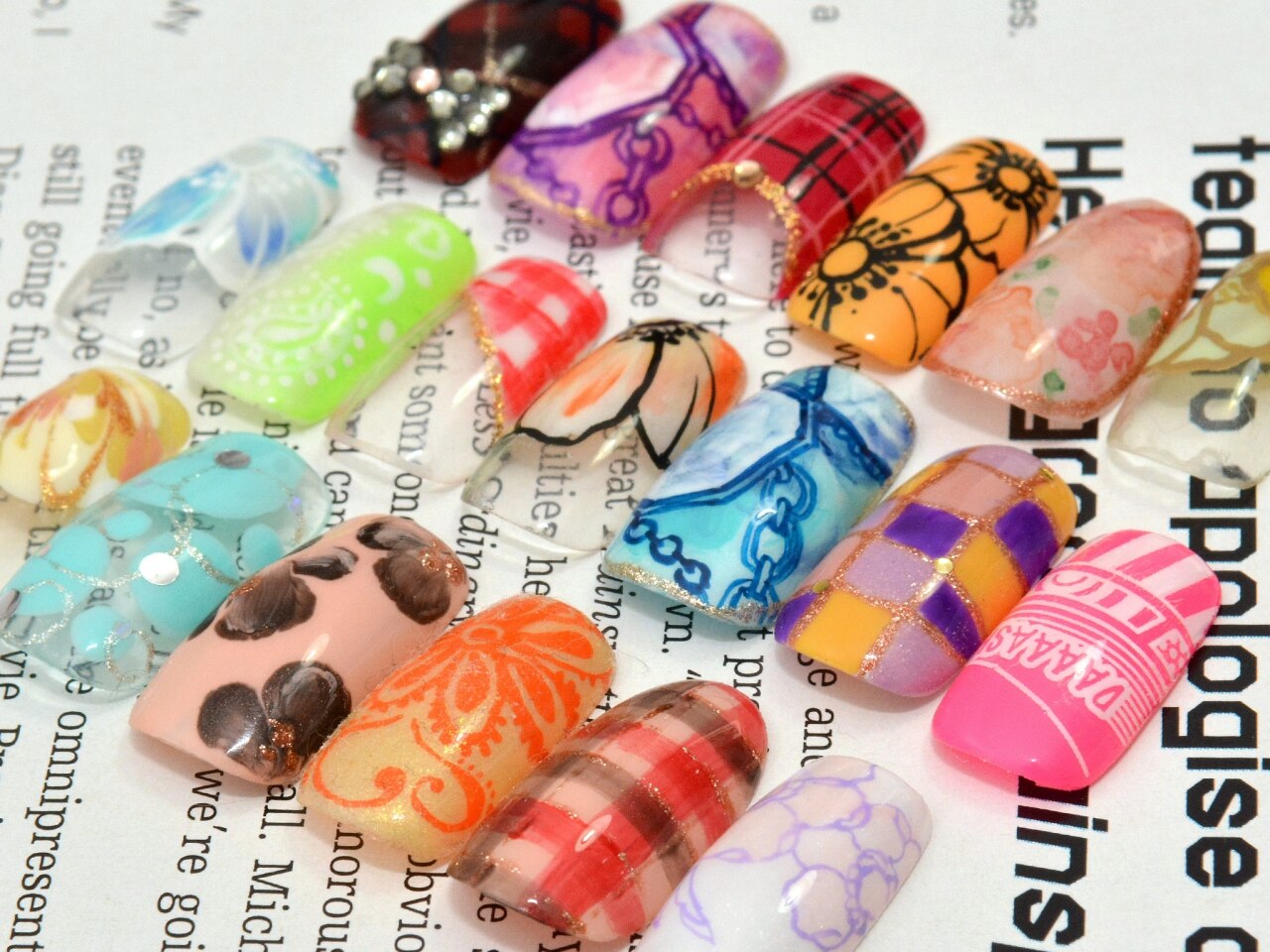 ネイルサロン　まとめ売り はあとねいる 和歌山高松店｜ホットペッパービューティー