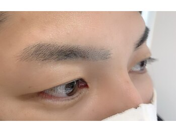 エムウィッシュ アヴァンス メルサ栄店(M.wish Avance)/メンズ美眉スタイリング