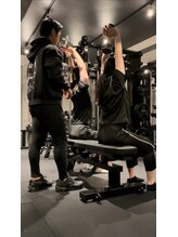 エムズフィッツ(M's fits!)/カップルでトレーニング♪