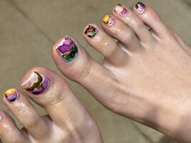 個性派フットネイル