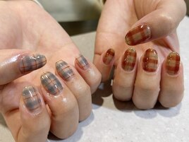 アシメチェックネイル
