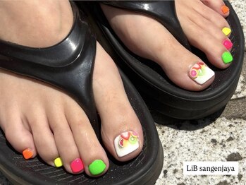 リブ 三軒茶屋(LiB)/フルーツネオンカラー