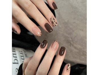 エルネイル(L.nail)の写真/【カラーやパーツでぎゅっとトレンド感♪お洒落で可愛いデザインが豊富】色混ぜや季節感に合わせてご提案＊