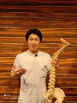 愛媛松山整骨院/背骨のゆがみ