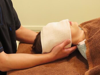 すみれ鍼灸整骨院/整体院の写真/【男女OK★骨盤矯正¥6,600→¥3,980】姿勢分析×改善施術♪歪みから出る身体の負担軽減にも◎本気の不調改善