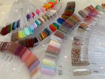 ノーヴェネイル 国分寺(nove.nail)の写真/学割¥3990/250色から選べるワンカラー/付替オフ¥990/ラメも選べる！[国分寺/ネイル/パラジェル]