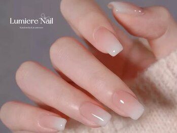 ルミエール ネイル モンナカ(Lumiere Nail Monnaka)/オンブレフレンチ/冬ネイル