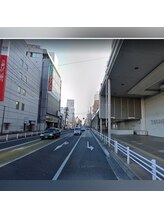 みゆう整体院/右に天満屋、左に三菱UFJ銀行