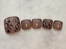 アニマル柄ネイル