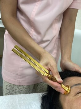 リノア(Lino'a)/黄金フェイシャルマッサージ