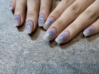 紫陽花風チークネイル