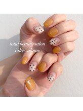 アイディー(i-dee)/ドット柄ネイル