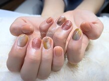 アンドクラッシィ(&classy.)/秋冬ニュアンスネイル