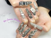 アン ジョーヌドラゴ/【ロングネイル】スタッズネイル