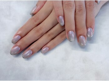 イチソエ ネイルサロン(Ichisoe NAIL SALON)の写真/ネイリスト検定一級★フィルイン対応可！豊富な技術でネイルを美しく仕上げてくれるサロン♪